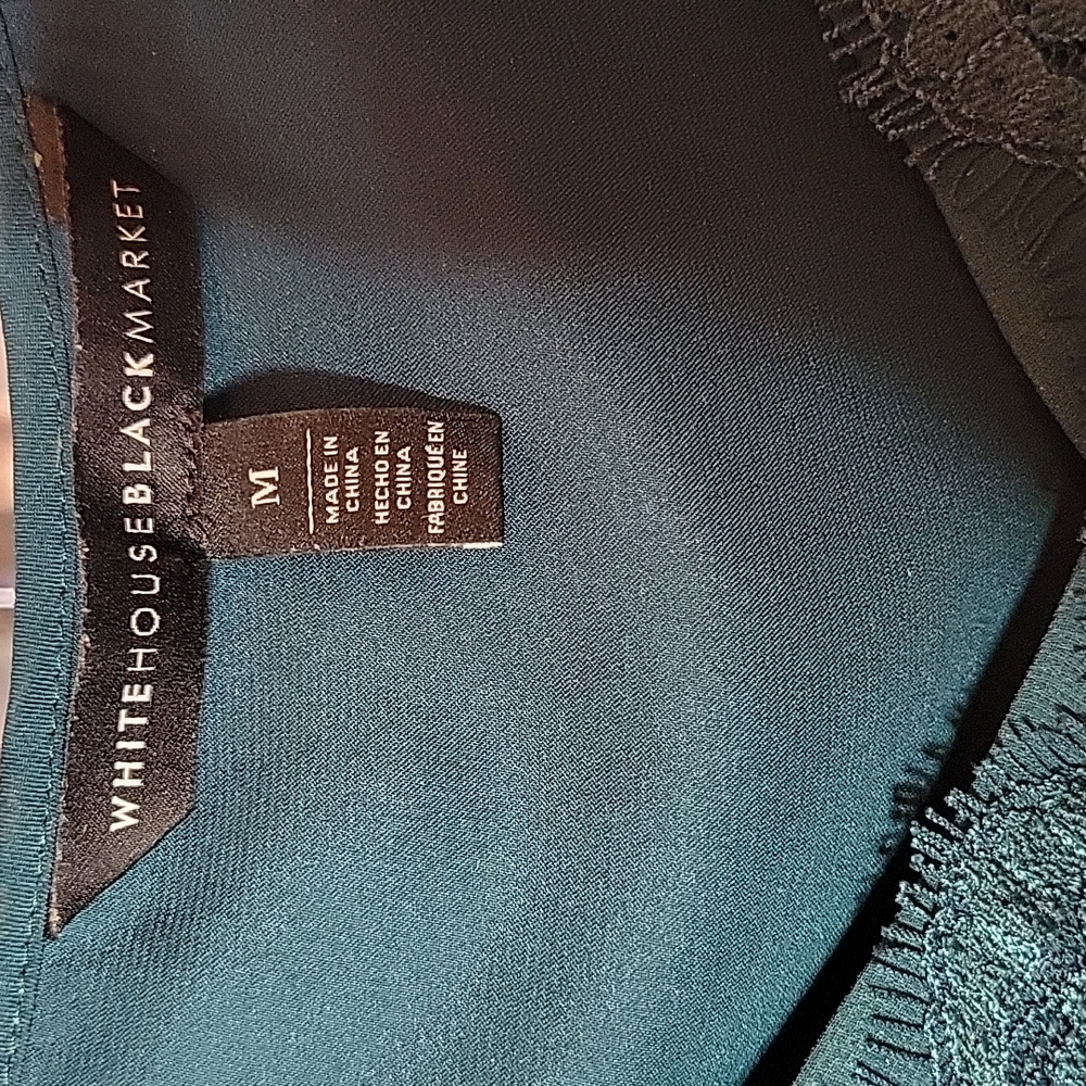 White house Black Market  grn top size M